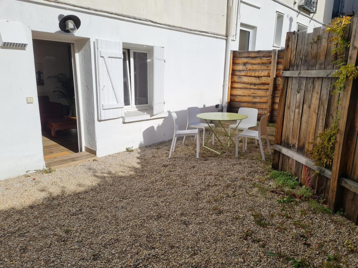 Appartement Calme Et Pratique. Tours Eksteriør billede